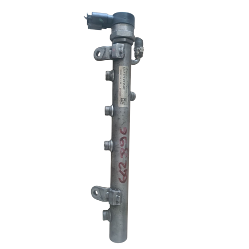 Flauto gasolio 642.896 Mercedes Codice: A6420702995