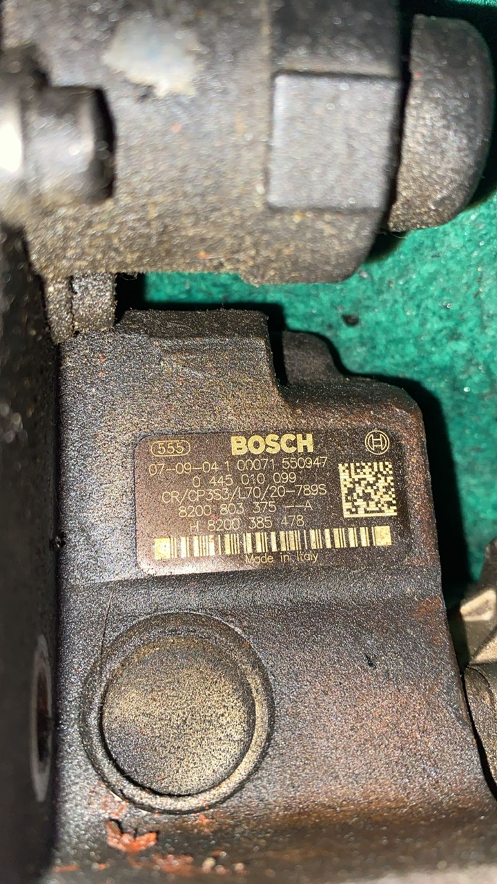 Pompa gasolio Bosch 0445010099 Renault Trafic 2.0 td M9RE7 Bosch - Renualt